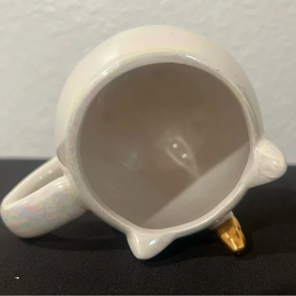 10 Strawberry St. whimsical unicorn mug - Picture 3 of 4